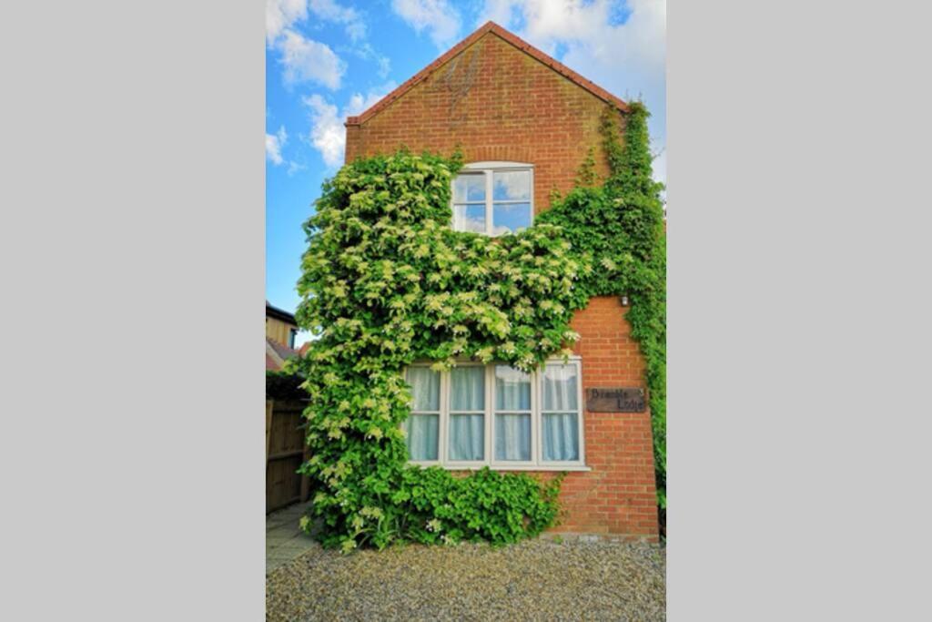 Blakeney Norfolk Bramble Lodge ***Self Catering*** Exterior photo